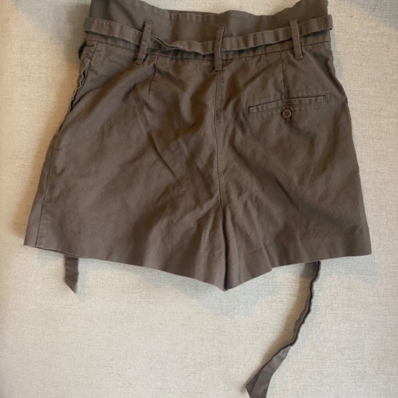 Wilfred High waisted shorts - Picture 3 of 3